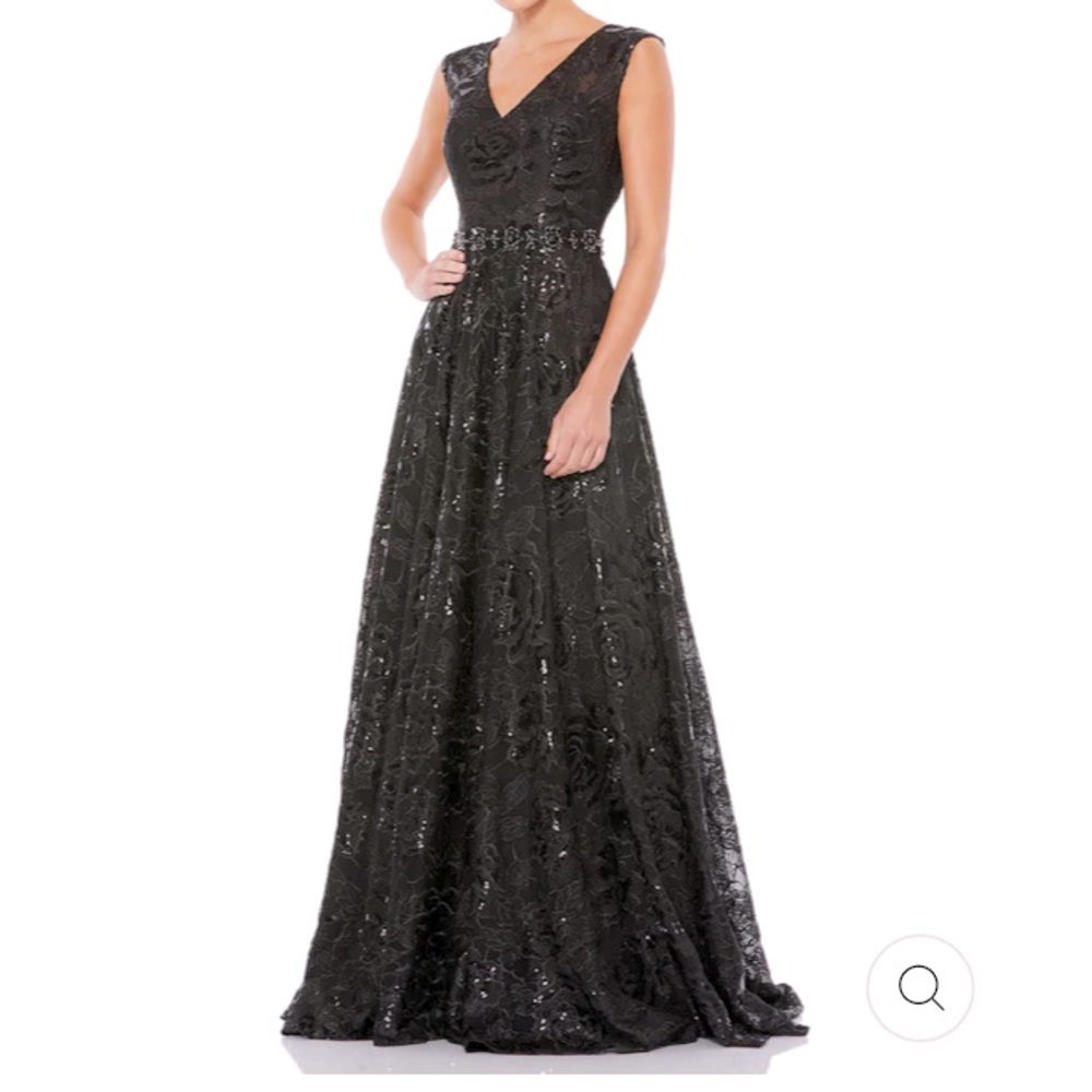 NWOT Mac Duggal black embroidered and sequin ball gown
Smoke free home.